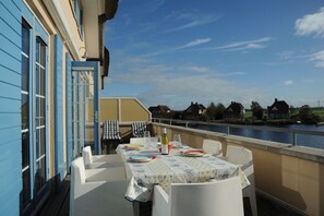 Buiten dineren