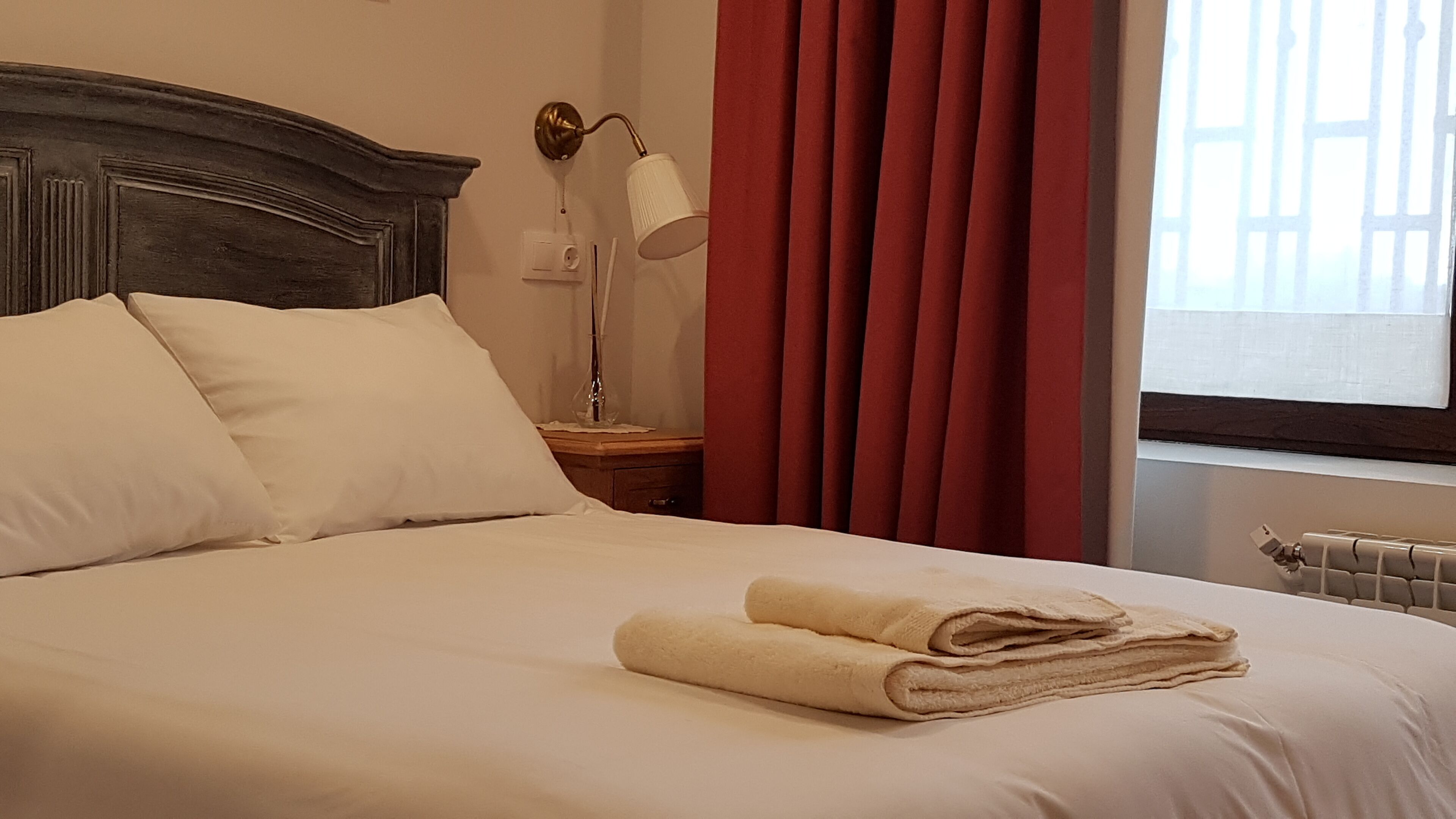 OFFER 2nd weekend of February. € 25 / person - night.