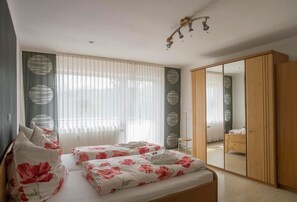 4 bedrooms