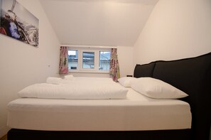 2 Schlafzimmer, Bügeleisen/Bügelbrett, kostenloses WLAN, Bettwäsche