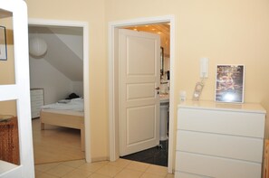 3 bedrooms, internet, bed sheets - Exclusive apartment with 3 separate bedrooms (Bad Breisig)