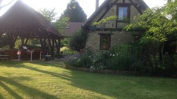 Enceinte de lâhĂ©bergement