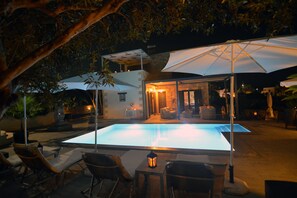 Outdoor pool, a heated pool - Sea-view villa, 1.5 km from beaches, private heated pool (optional). (KONTOMARI)