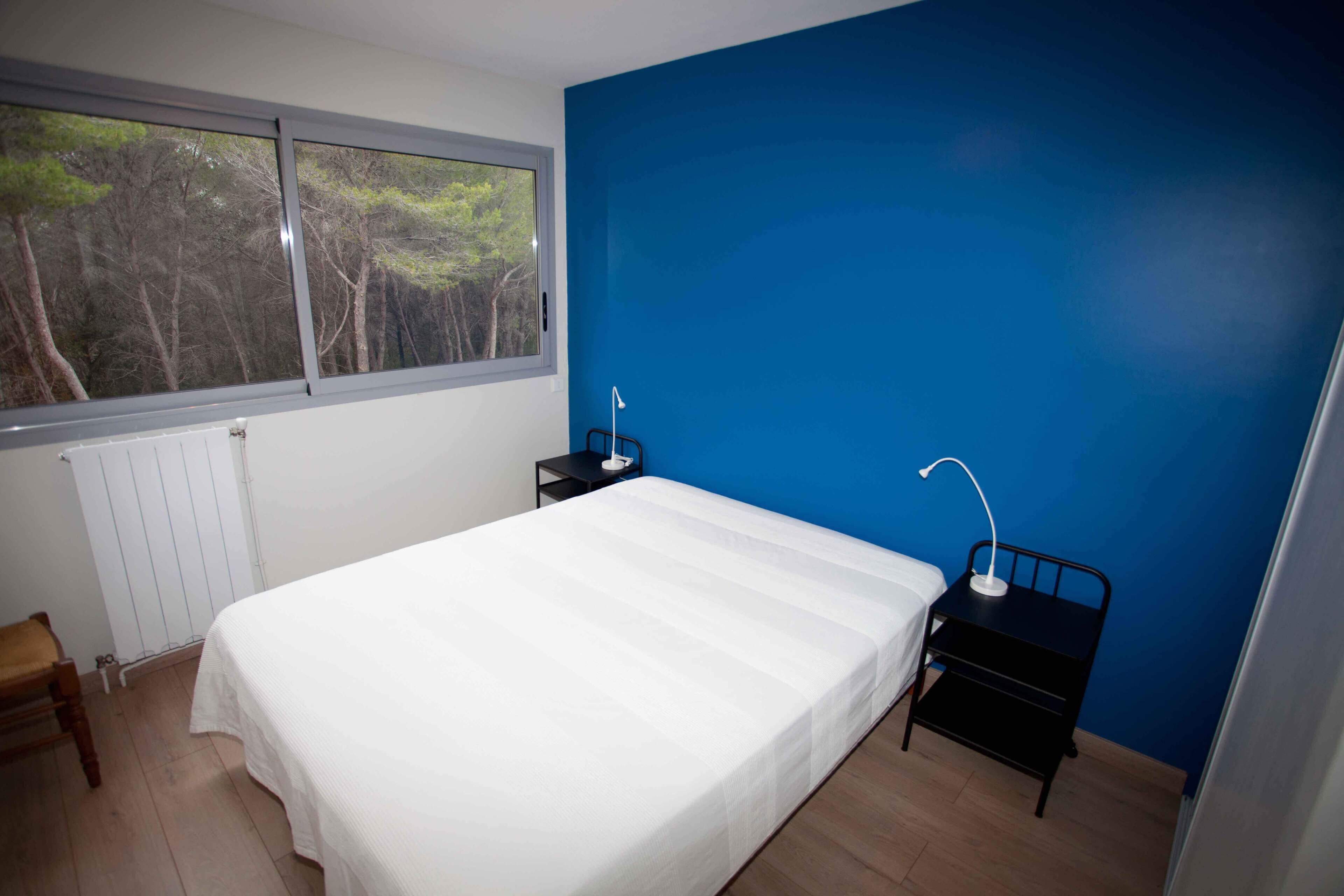 Apartment in private residence with swimming pool / tennis