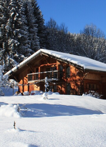 LE Chalet familial, idéal hiver comme été ! Vue au top !