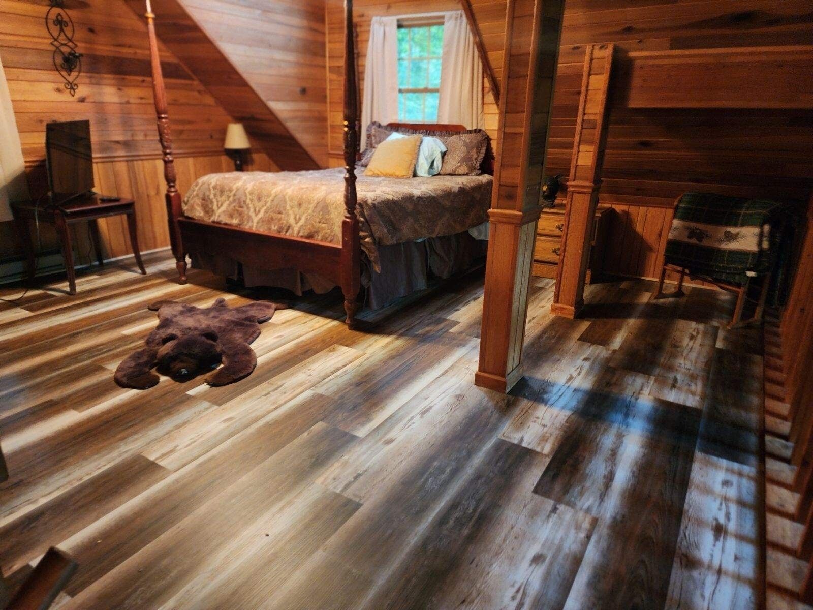 Mohican Cabin Quaint and Relaxing Getaway Hot Tub 