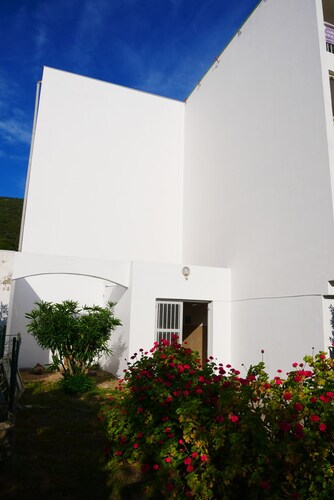 T1 31m2 + terrace 200m from the beaches of Sagone