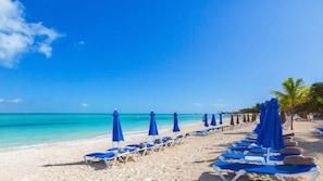 Beach nearby - Ocean View Villa "Saltillo" with a/c and 2 pools, 5 min stroll to beach (Isla Mujeres)