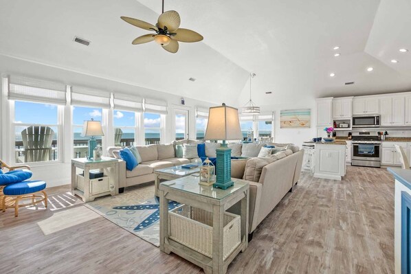 TV connectée, lecteur de DVD, baby-foot