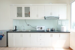 อพาร์ทเมนท์, 2 ห้องนอน, ระเบียง | ครัวขนาดเล็กส่วนตัว | กาต้มน้ำไฟฟ้า