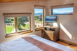 1 chambre, fer et planche Ă repasser, Wi-Fi gratuit, draps fournis
