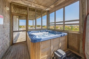 Interior - Oceanfront Home w/ Pool, Hot Tub, Sauna, Game and Media Rooms, Outdoor Kitchen (Avon)