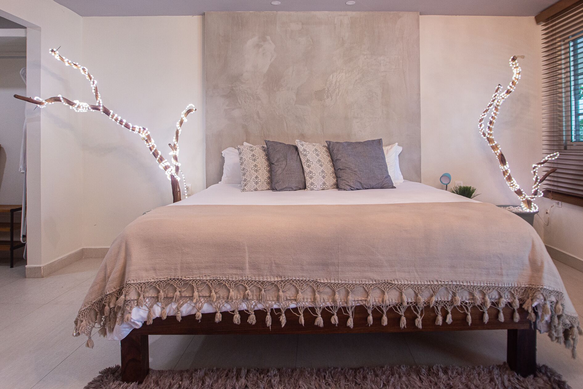 Private Unique and eclectic place for groups or families, free Wi-fi, pool 🌳☀