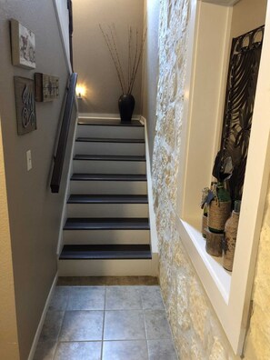 Interior - Rocky River Guest House (Bandera)