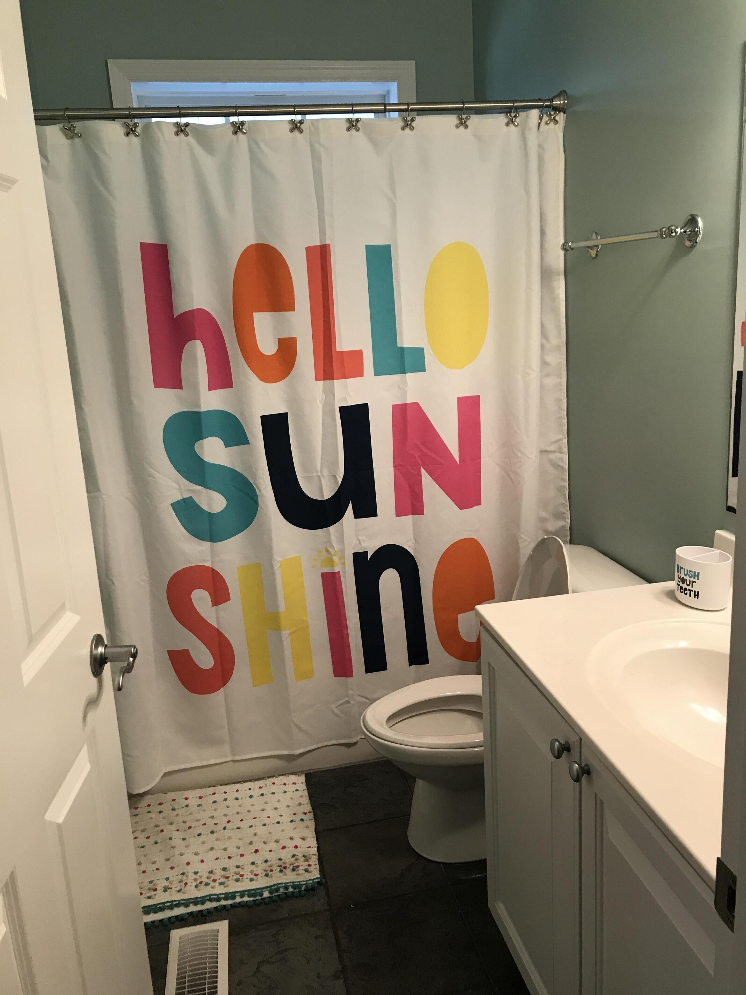 118 Waters Edge~  Beautiful River View~ 3bd/3ba~ Community Pool