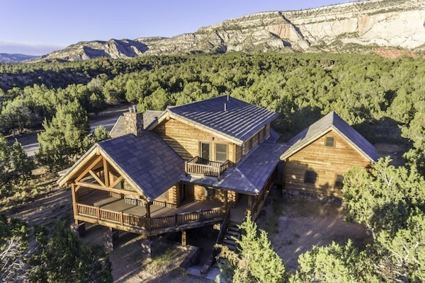 Sugar Knoll Lodge