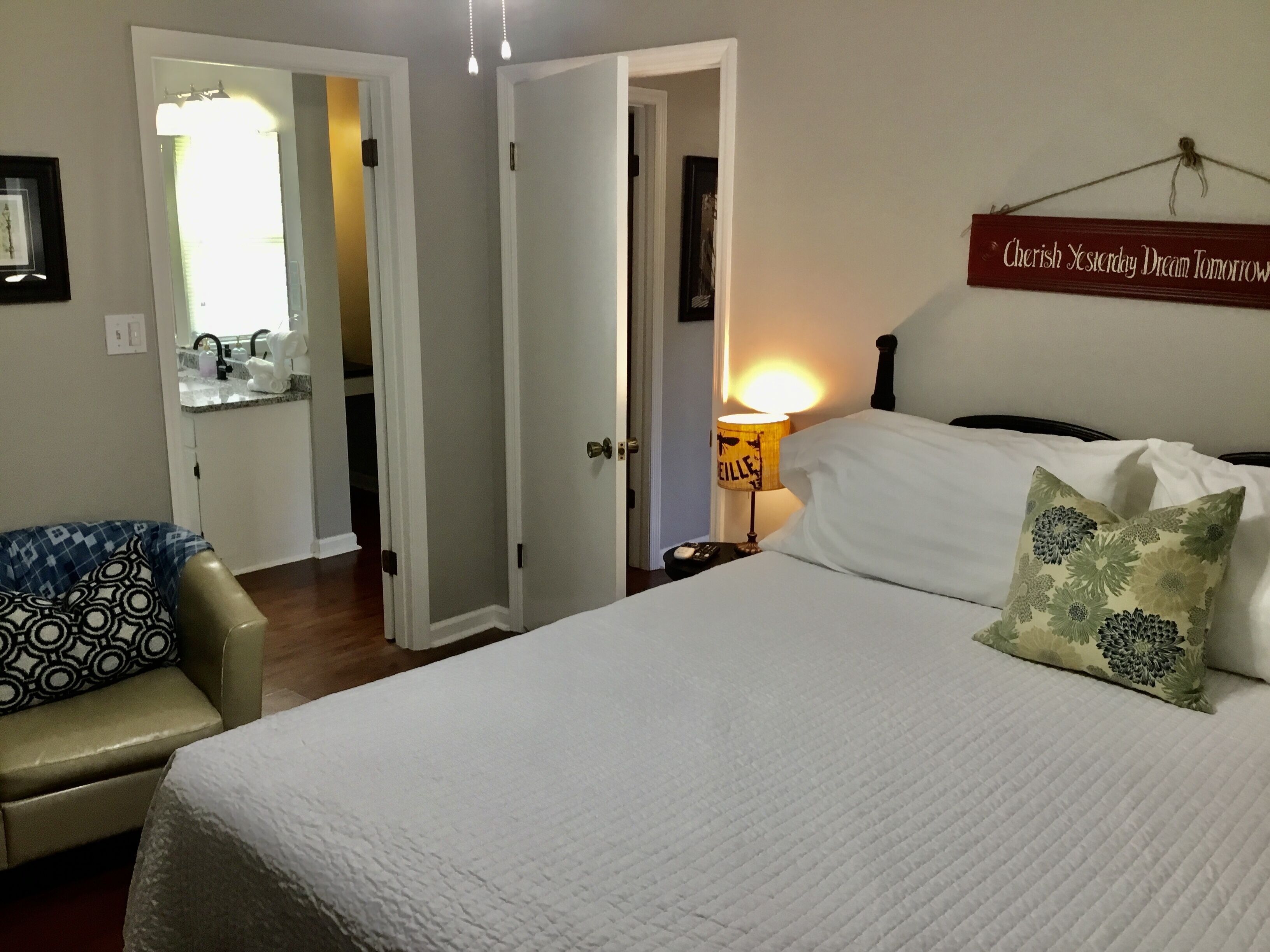 1 bedroom, iron/ironing board, WiFi, bed sheets