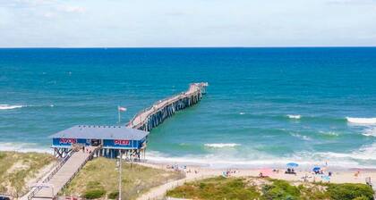 Escápese a un paraíso frente al mar en Salvo con piscina privada, jacuzzi, que admite perros
