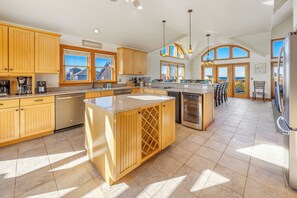 Fridge, microwave, oven, stovetop - Oceanview Home with Private Pool, Hot Tub, Updated Game Room, and Much More! (Frisco)