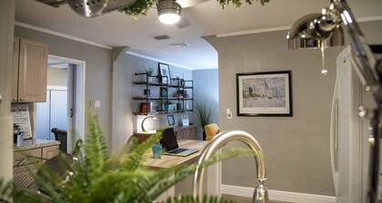 Modern Conveniences with Old Florida Charm