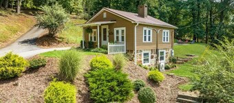 Cozy Mountain Cottage