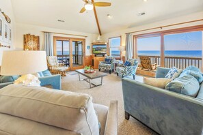 Smart TV, videojuegos, reproductor de DVD y libros 