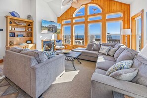 Smart TV - Semi-Oceanfront Home w/ Hot Tub, Smart TVs, Community Tennis/Pickleball Courts (Rodanthe)
