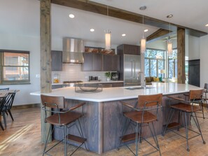 Fridge, microwave, oven, dishwasher