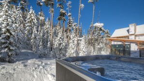Utendørs boblebad
