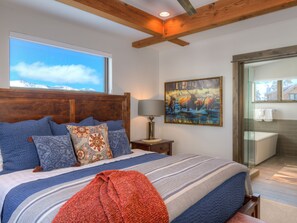 6 bedrooms, iron/ironing board, Internet, bed sheets