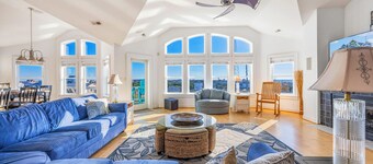 Premier Oceanview Dog Friendly w/ Pool, Hot Tub, Elevator, EV Charger, Much More
