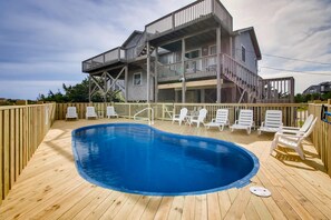 حمّام سباحة خارجي