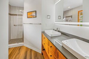 Towels, soap, toilet paper