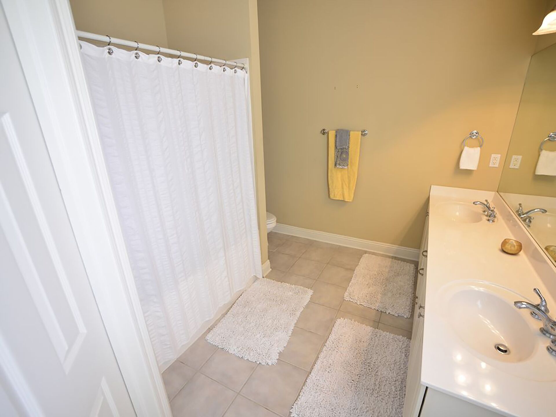 Peaceful, Award-Winning Gated Pelican Point Golf Community