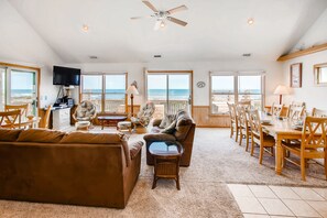 Télévision, lecteur de DVD, livres, vidéothèque