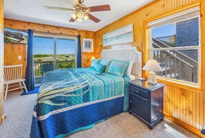 5 bedrooms, free WiFi, bed sheets - Oceanfront Dog Friendly Home with Pool, Hot Tub, and Game Room (Salvo)