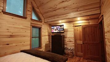 4 habitaciones, tabla de planchar con plancha, wifi y ropa de cama