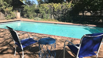 Piscine extérieure, piscine chauffée