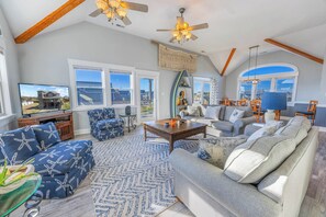 Smart TV, DVD player, books - Semi-Oceanfront Dog Friendly Home w/ Pool, Hot Tub, Game Room, Fenced Yard (Salvo)