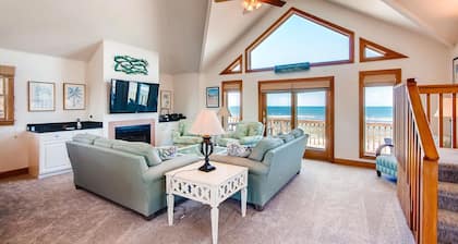 Oceanfront Home in Avon with Private Pool, Hot Tub, and Screen Porch