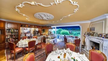 Desayuno buffet incluido todos los días