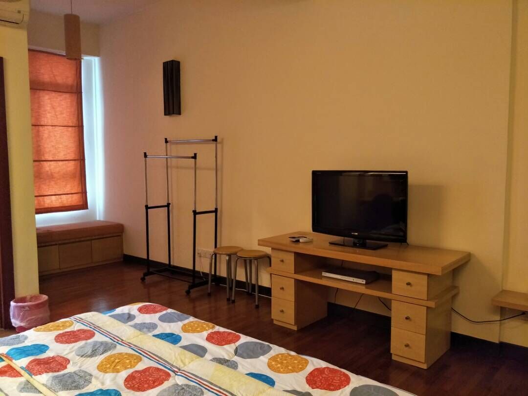 The Heritage Lake View + Wifi Condo 