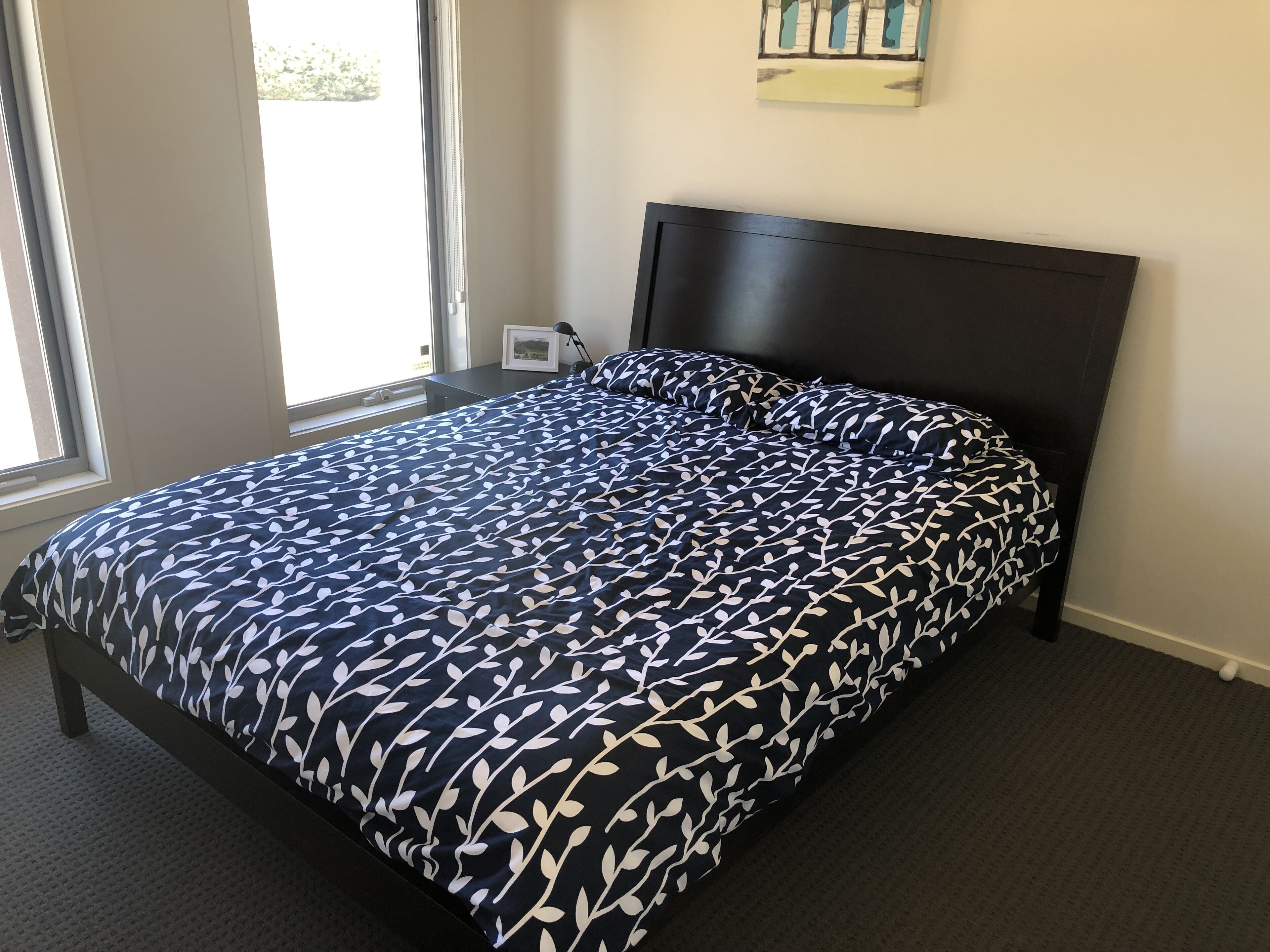 100m to Beach/Foreshore !!