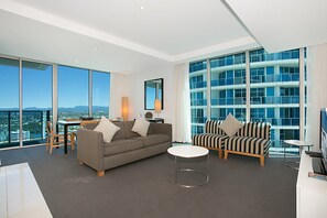 TV - Orchid Residences' Apartment 22306 redefines luxury (Surfers Paradise)