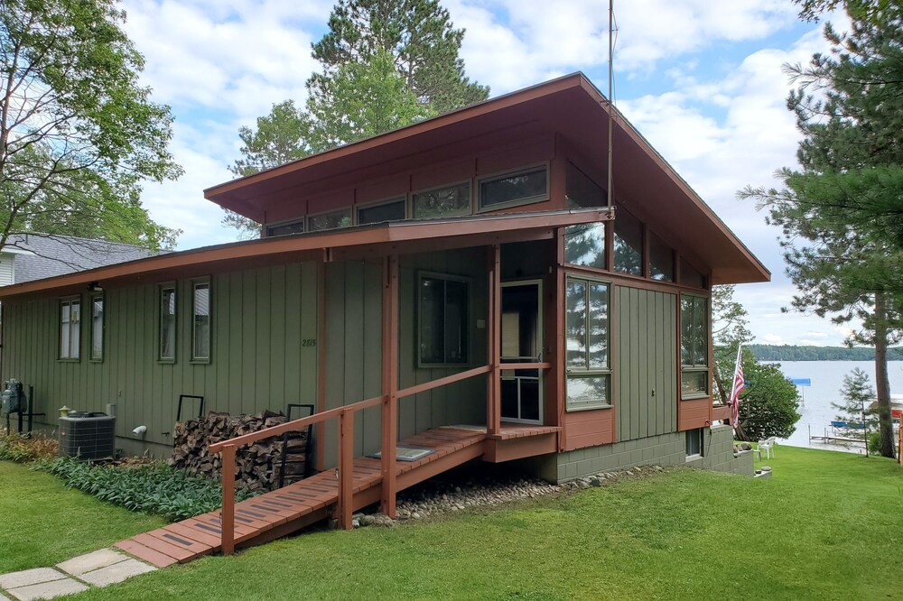 The Heritage House on the Northern shore of beautiful West Twin.