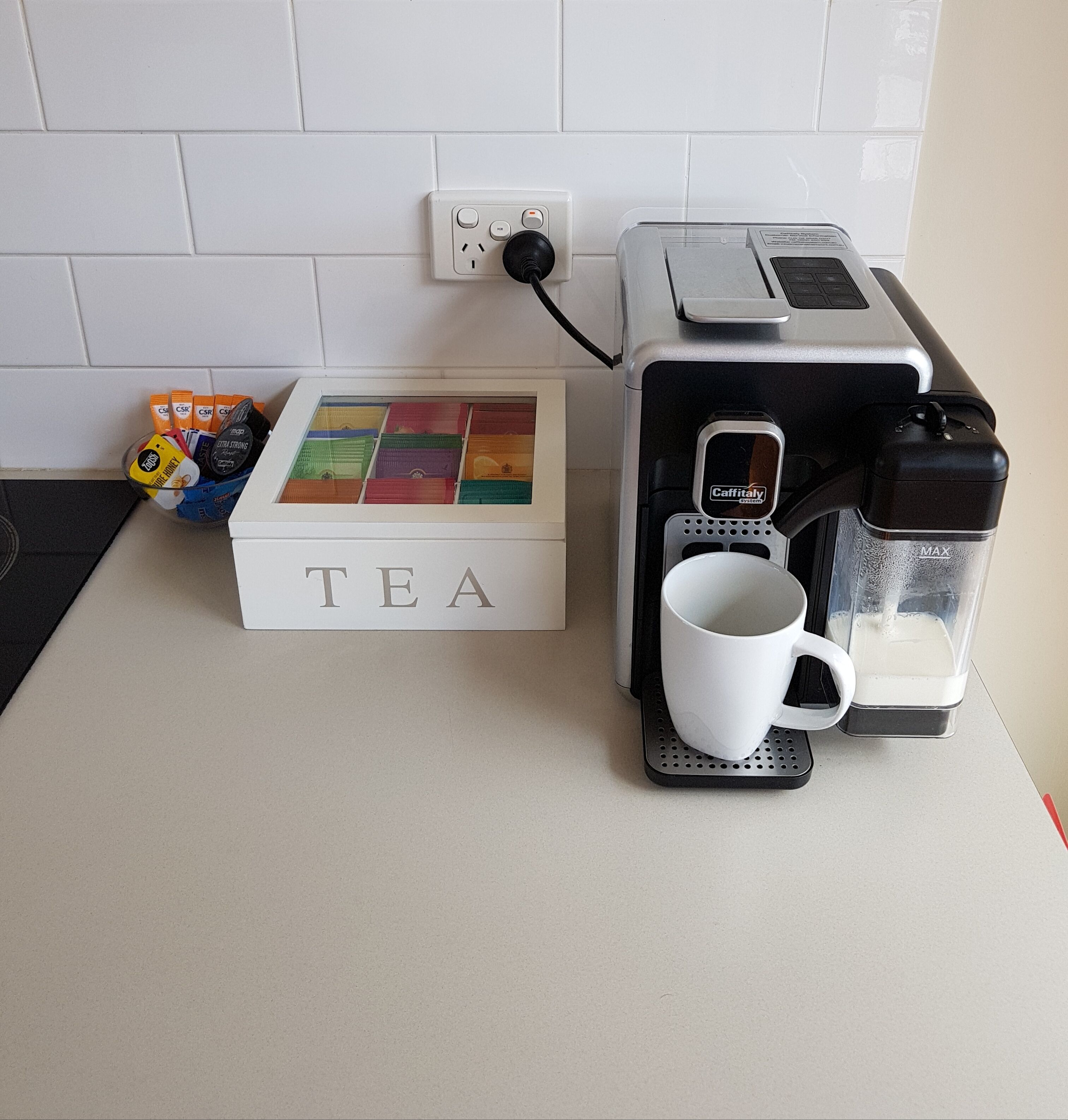 Elevated house, water views and sea breezes.