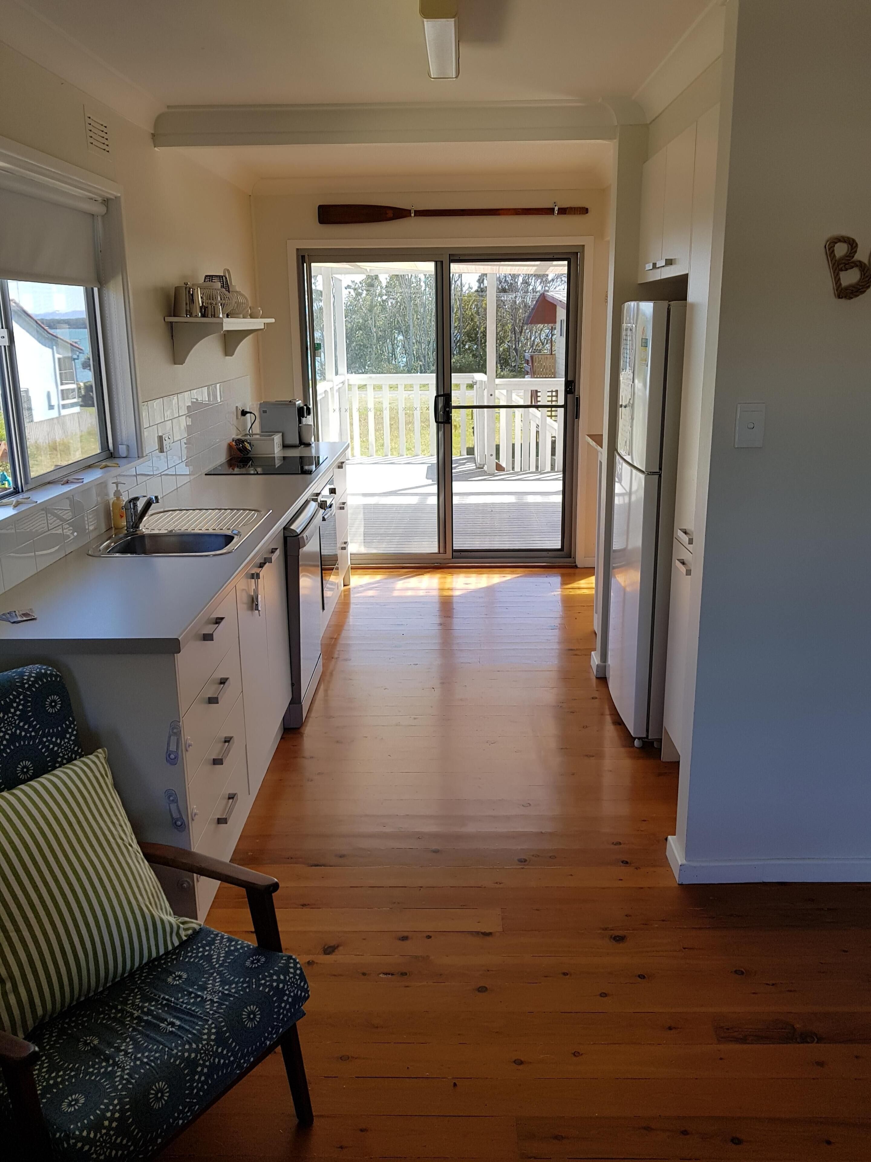 Elevated house, water views and sea breezes.
