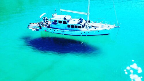 Incredible excursions & tours to the islands Islas Espíritu Santo & Balandra Bay