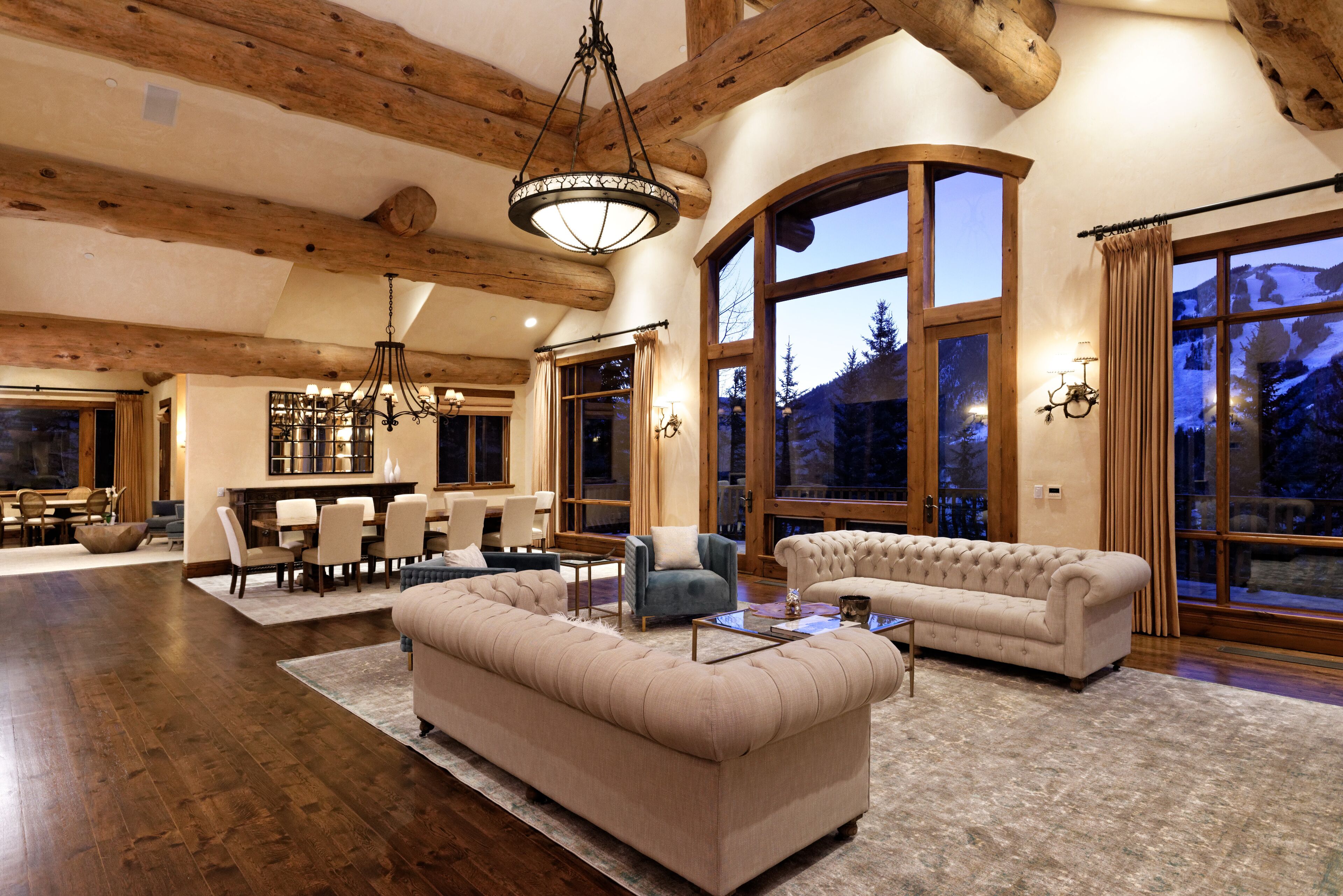 Willoughby Way Home with Stunning Aspen Mountain Views