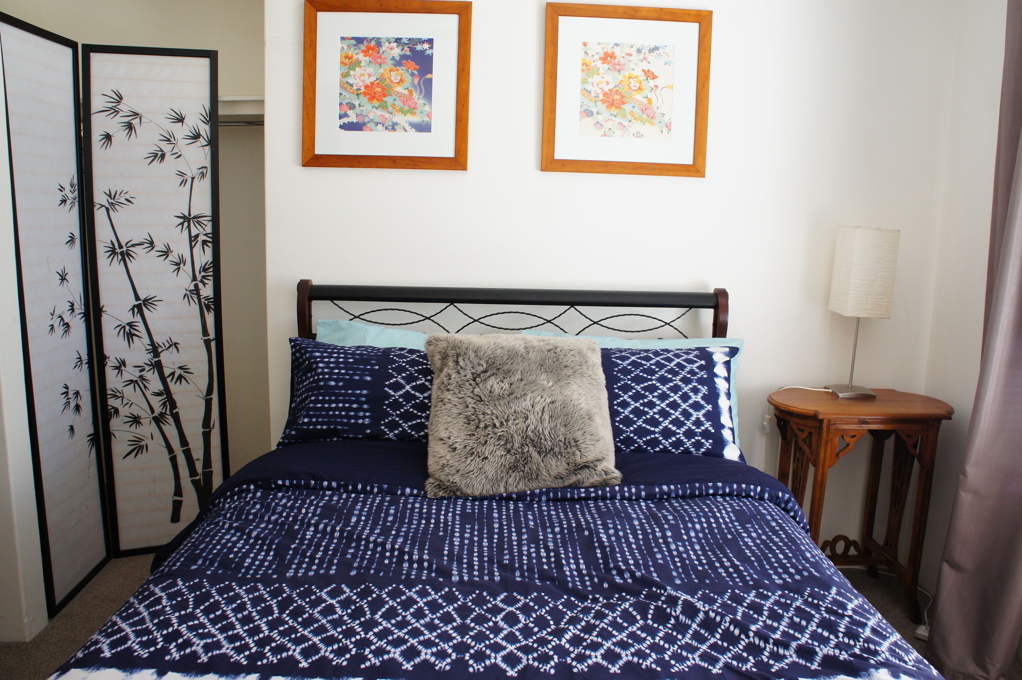 MANDURAH 2 BR HOUSE |Secure & Private-Great Value!